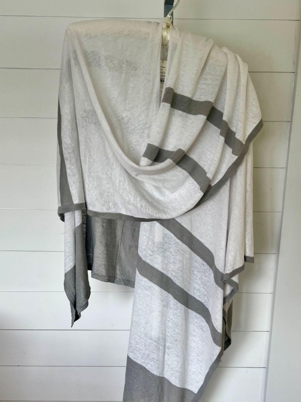 Kinross 100% Linen Open Cardigan Wrap NWT One Size Coastal Gray White Stripe - Picture 3 of 6